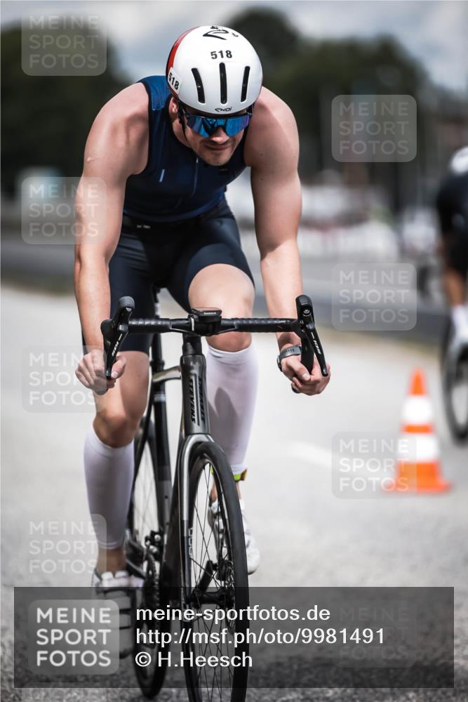 16.08.2026 - KN Förde Triathlon 2026 H.Heesch http://msf.ph/oto/9981491 16.08.2026 12:47:31 Radfahren 507, 518 meine-sportfotos.de