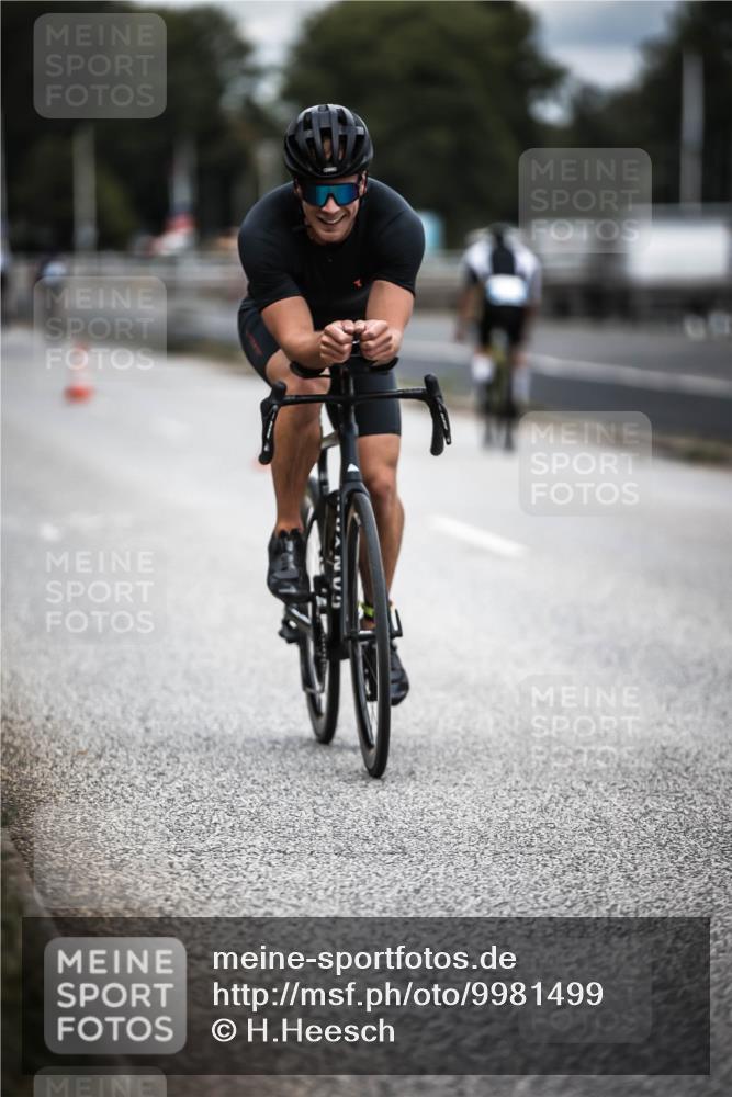 16.08.2026 - KN Förde Triathlon 2026 H.Heesch http://msf.ph/oto/9981499 16.08.2026 12:47:49 Radfahren 508, 520, 521 meine-sportfotos.de