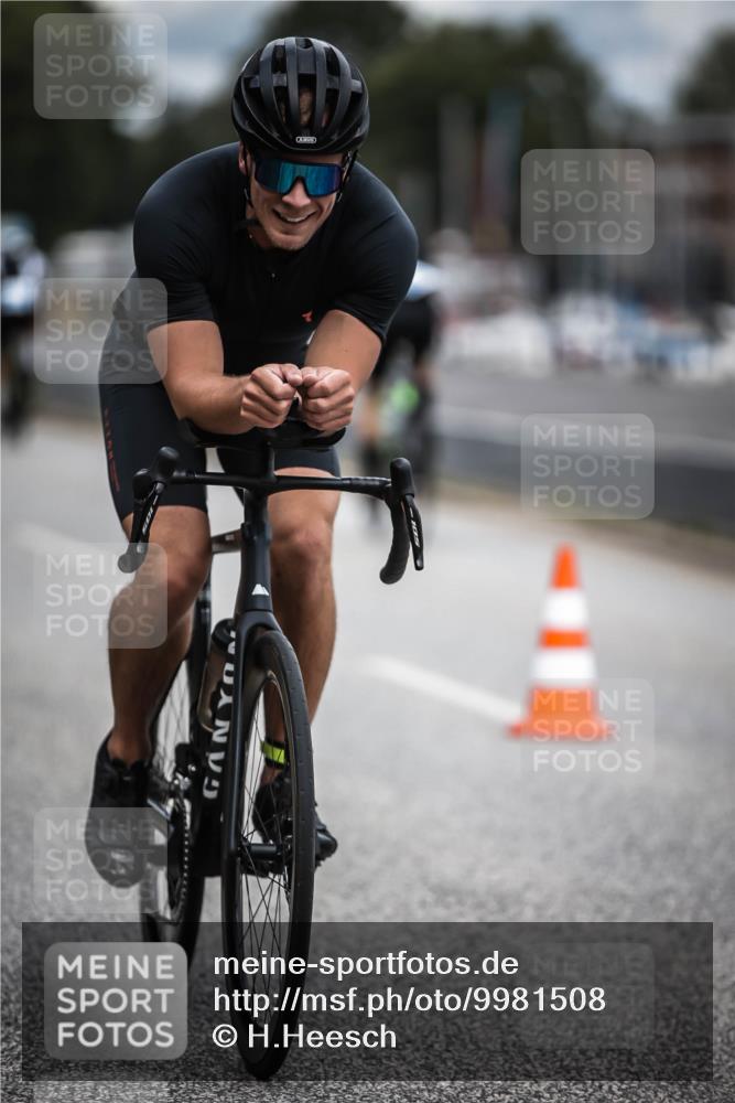 16.08.2026 - KN Förde Triathlon 2026 H.Heesch http://msf.ph/oto/9981508 16.08.2026 12:47:50 Radfahren 508, 520, 521 meine-sportfotos.de
