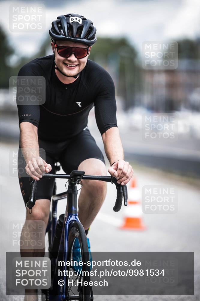 16.08.2026 - KN Förde Triathlon 2026 H.Heesch http://msf.ph/oto/9981534 16.08.2026 12:48:17 Radfahren 513 meine-sportfotos.de