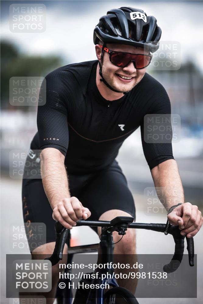 16.08.2026 - KN Förde Triathlon 2026 H.Heesch http://msf.ph/oto/9981538 16.08.2026 12:48:17 Radfahren 513 meine-sportfotos.de