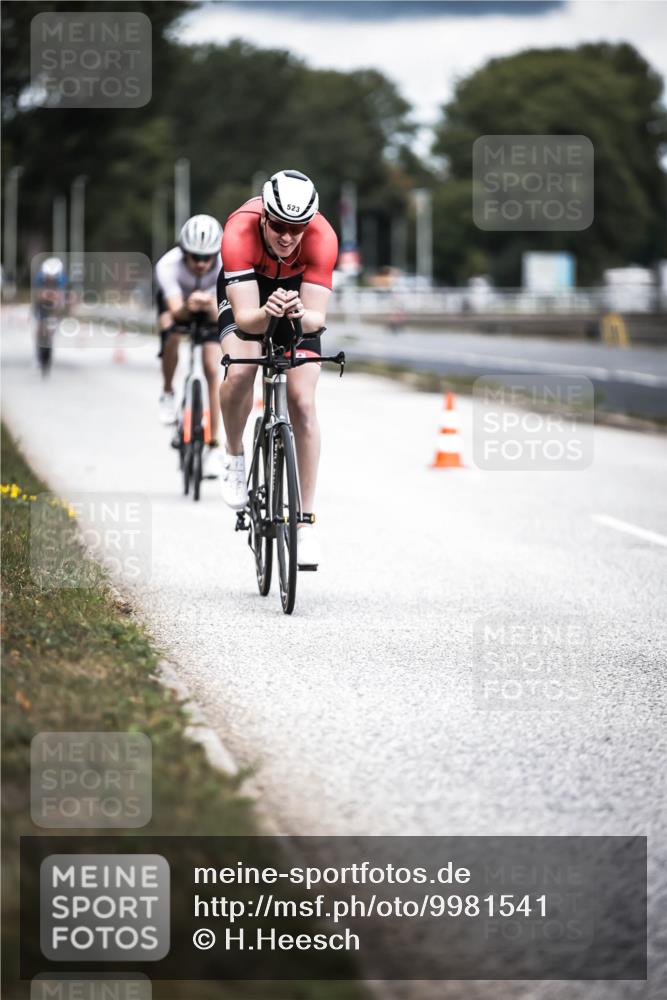 16.08.2026 - KN Förde Triathlon 2026 H.Heesch http://msf.ph/oto/9981541 16.08.2026 12:48:39 Radfahren 506, 514, 523, 526, 530 meine-sportfotos.de