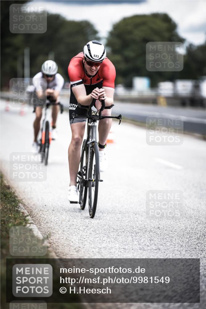16.08.2026 - KN Förde Triathlon 2026 H.Heesch http://msf.ph/oto/9981549 16.08.2026 12:48:39 Radfahren 506, 514, 523, 526, 530 meine-sportfotos.de