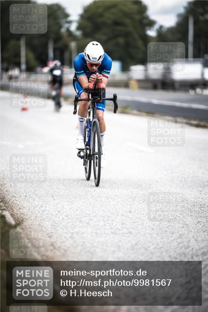 16.08.2026 - KN Förde Triathlon 2026 H.Heesch http://msf.ph/oto/9981567 16.08.2026 12:48:44 Radfahren 506, 524, 525, 526, 547 meine-sportfotos.de