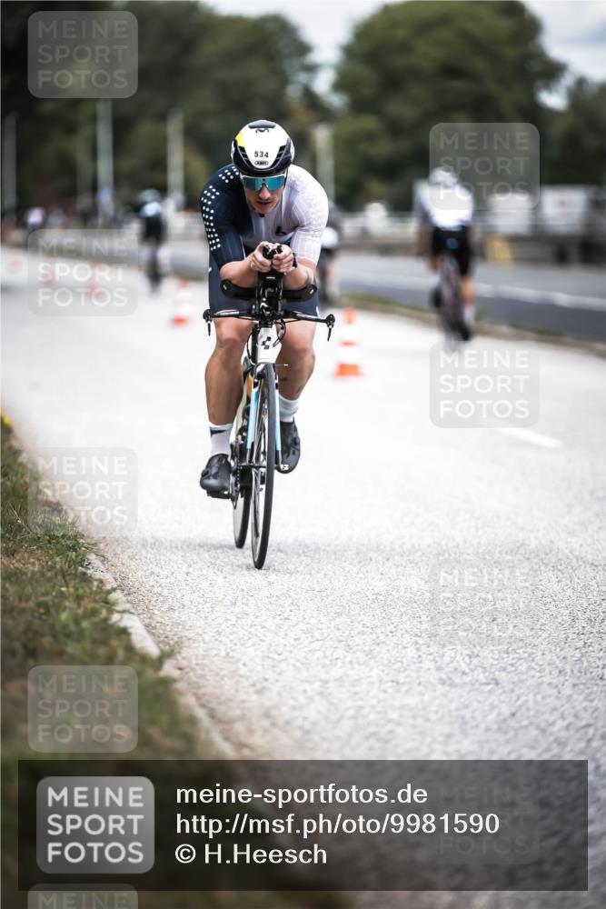 16.08.2026 - KN Förde Triathlon 2026 H.Heesch http://msf.ph/oto/9981590 16.08.2026 12:48:56 Radfahren 534 meine-sportfotos.de