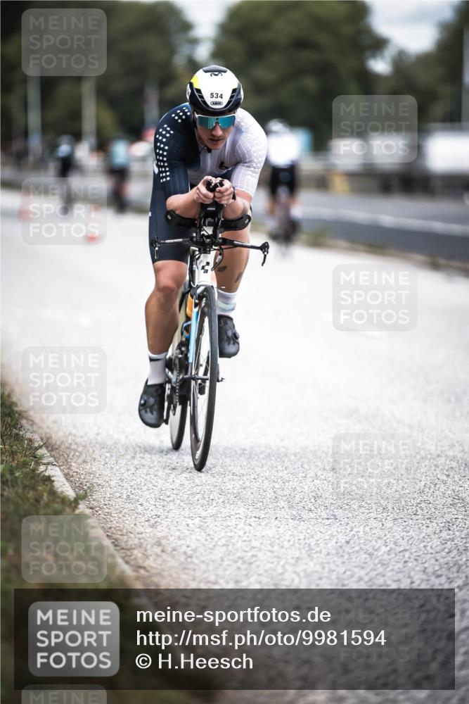 16.08.2026 - KN Förde Triathlon 2026 H.Heesch http://msf.ph/oto/9981594 16.08.2026 12:48:56 Radfahren 534 meine-sportfotos.de