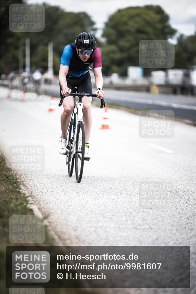 16.08.2026 - KN Förde Triathlon 2026 H.Heesch http://msf.ph/oto/9981607 16.08.2026 12:49:02 Radfahren 509 meine-sportfotos.de
