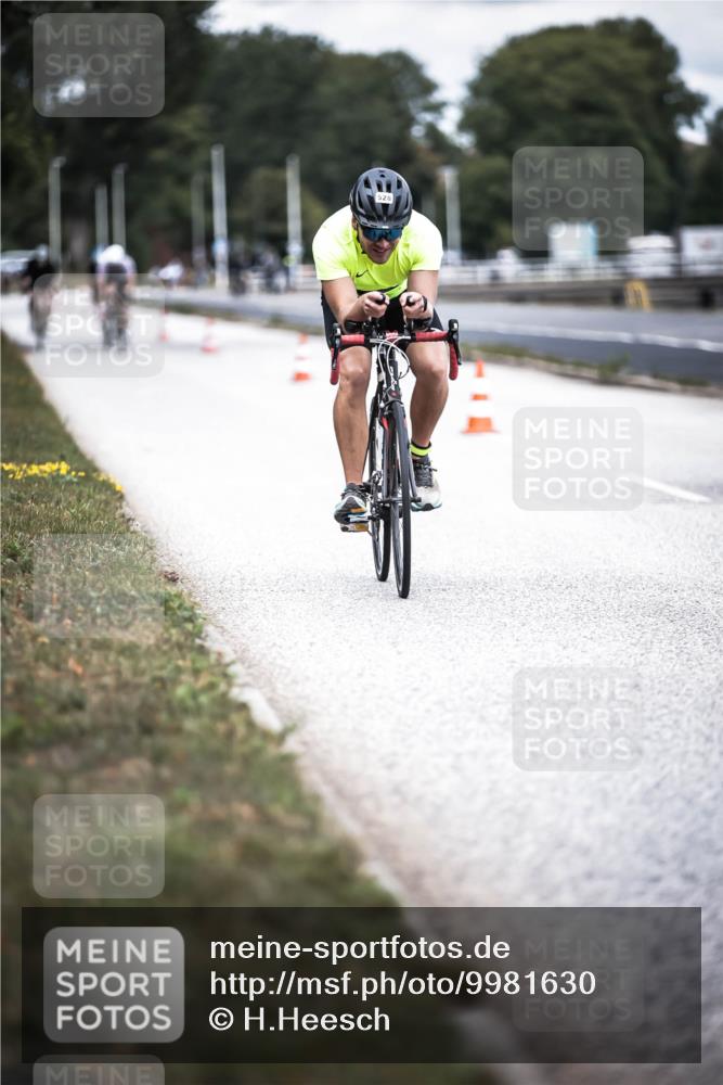 16.08.2026 - KN Förde Triathlon 2026 H.Heesch http://msf.ph/oto/9981630 16.08.2026 12:49:30 Radfahren 501, 528, 531, 542 meine-sportfotos.de