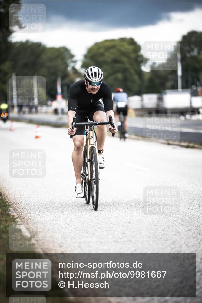 16.08.2026 - KN Förde Triathlon 2026 H.Heesch http://msf.ph/oto/9981667 16.08.2026 12:49:37 Radfahren 501, 540, 542, 543, 551 meine-sportfotos.de