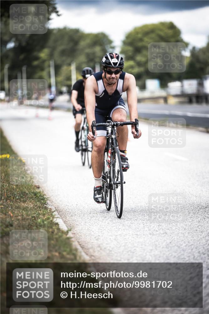 16.08.2026 - KN Förde Triathlon 2026 H.Heesch http://msf.ph/oto/9981702 16.08.2026 12:50:00 Radfahren 362, 507, 510, 519, 521, 527 meine-sportfotos.de