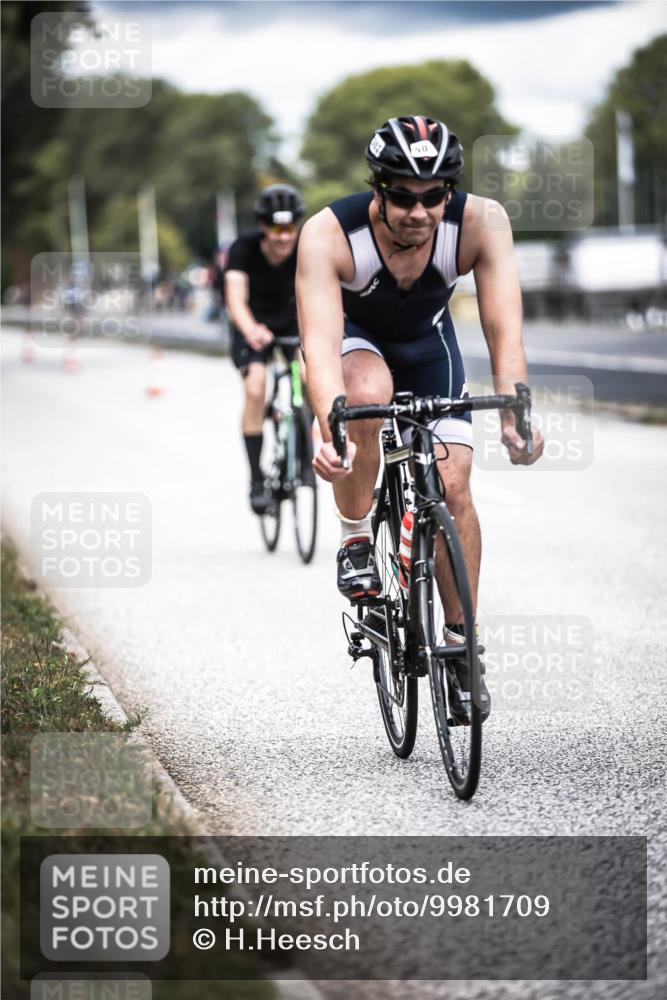 16.08.2026 - KN Förde Triathlon 2026 H.Heesch http://msf.ph/oto/9981709 16.08.2026 12:50:00 Radfahren 362, 507, 510, 519, 521, 527 meine-sportfotos.de