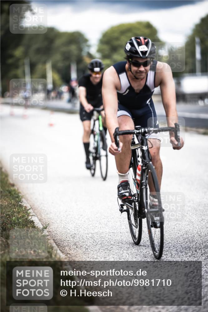 16.08.2026 - KN Förde Triathlon 2026 H.Heesch http://msf.ph/oto/9981710 16.08.2026 12:50:00 Radfahren 362, 507, 510, 519, 521, 527 meine-sportfotos.de