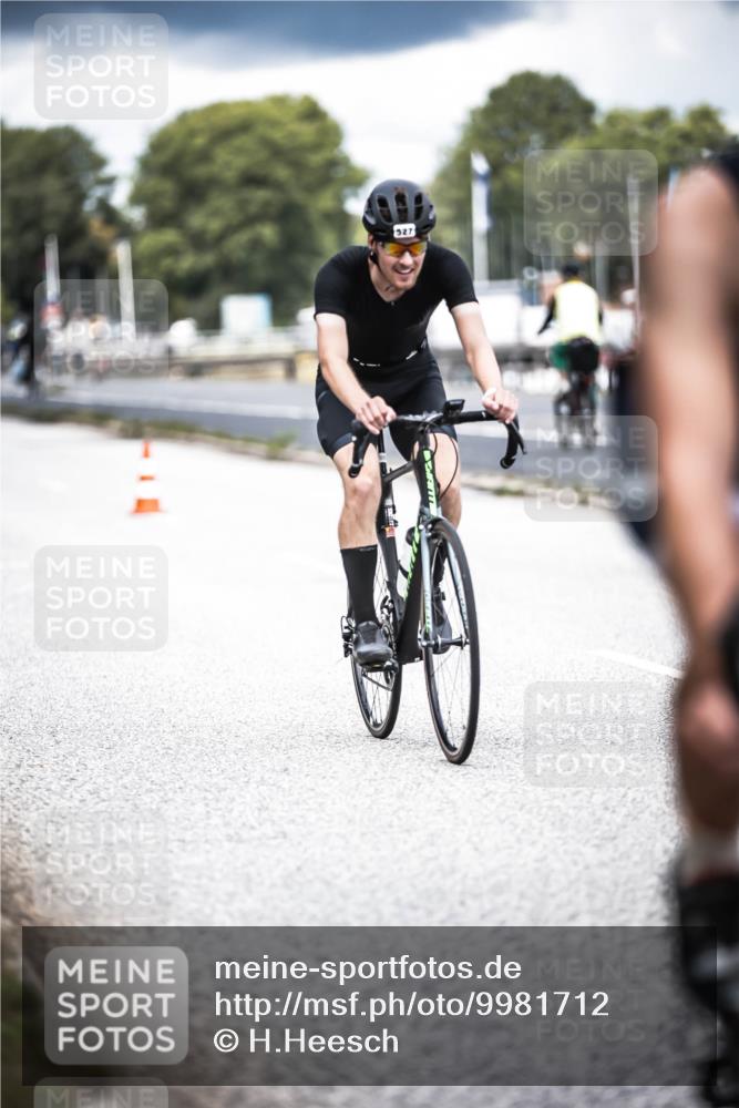 16.08.2026 - KN Förde Triathlon 2026 H.Heesch http://msf.ph/oto/9981712 16.08.2026 12:50:01 Radfahren 362, 507, 510, 519, 521, 527 meine-sportfotos.de