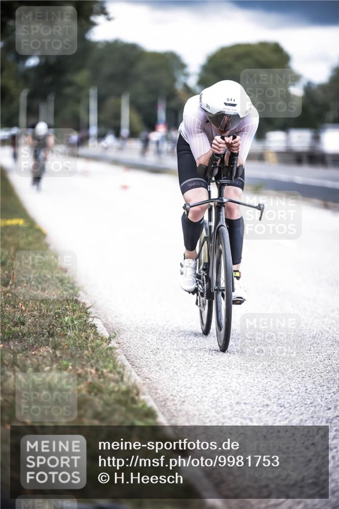 16.08.2026 - KN Förde Triathlon 2026 H.Heesch http://msf.ph/oto/9981753 16.08.2026 12:50:35 Radfahren 511, 590 meine-sportfotos.de