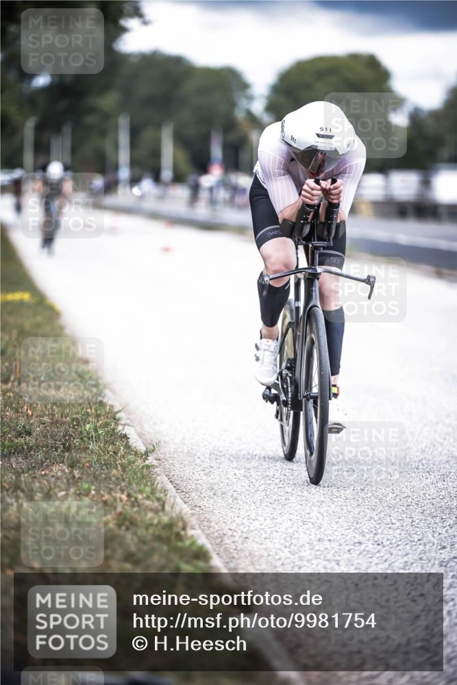 16.08.2026 - KN Förde Triathlon 2026 H.Heesch http://msf.ph/oto/9981754 16.08.2026 12:50:35 Radfahren 511, 590 meine-sportfotos.de