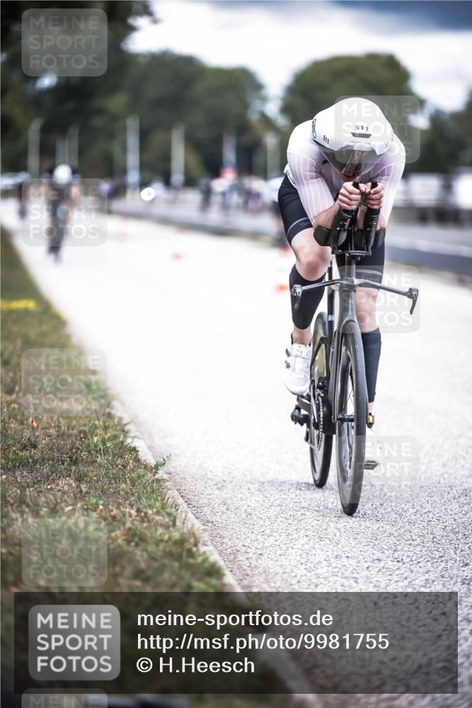 16.08.2026 - KN Förde Triathlon 2026 H.Heesch http://msf.ph/oto/9981755 16.08.2026 12:50:35 Radfahren 511, 590 meine-sportfotos.de