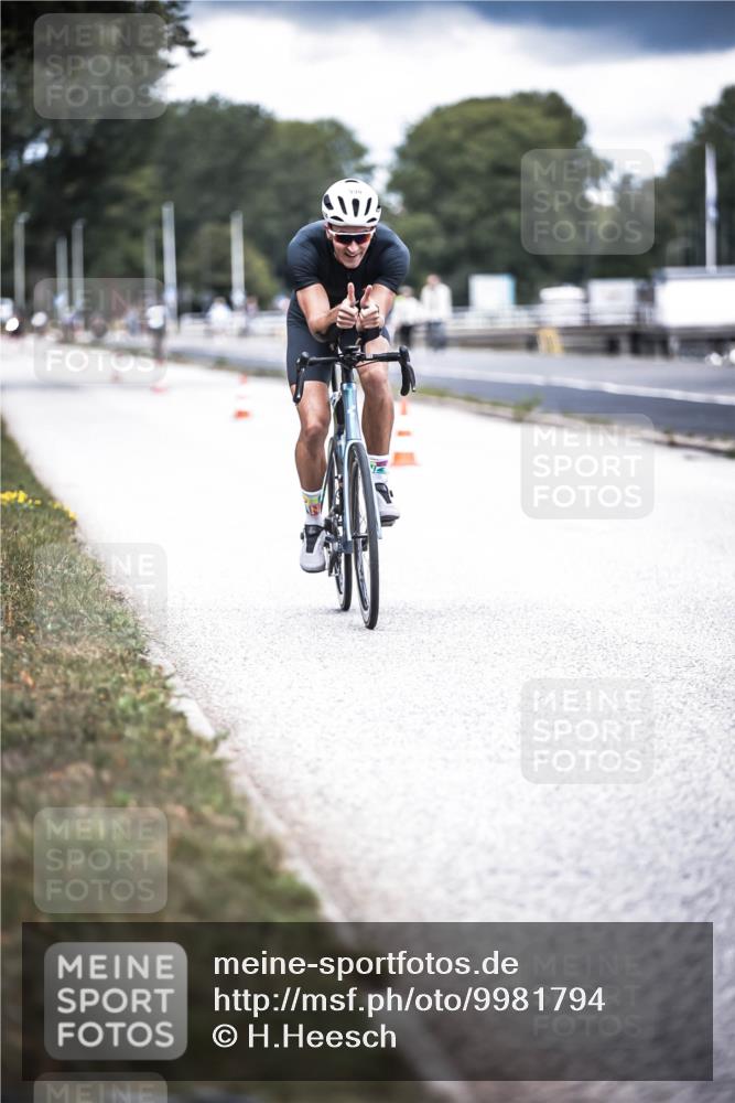 16.08.2026 - KN Förde Triathlon 2026 H.Heesch http://msf.ph/oto/9981794 16.08.2026 12:50:42 Radfahren 530, 590, 710 meine-sportfotos.de
