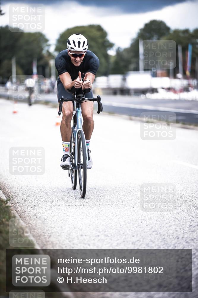 16.08.2026 - KN Förde Triathlon 2026 H.Heesch http://msf.ph/oto/9981802 16.08.2026 12:50:42 Radfahren 530, 590, 710 meine-sportfotos.de