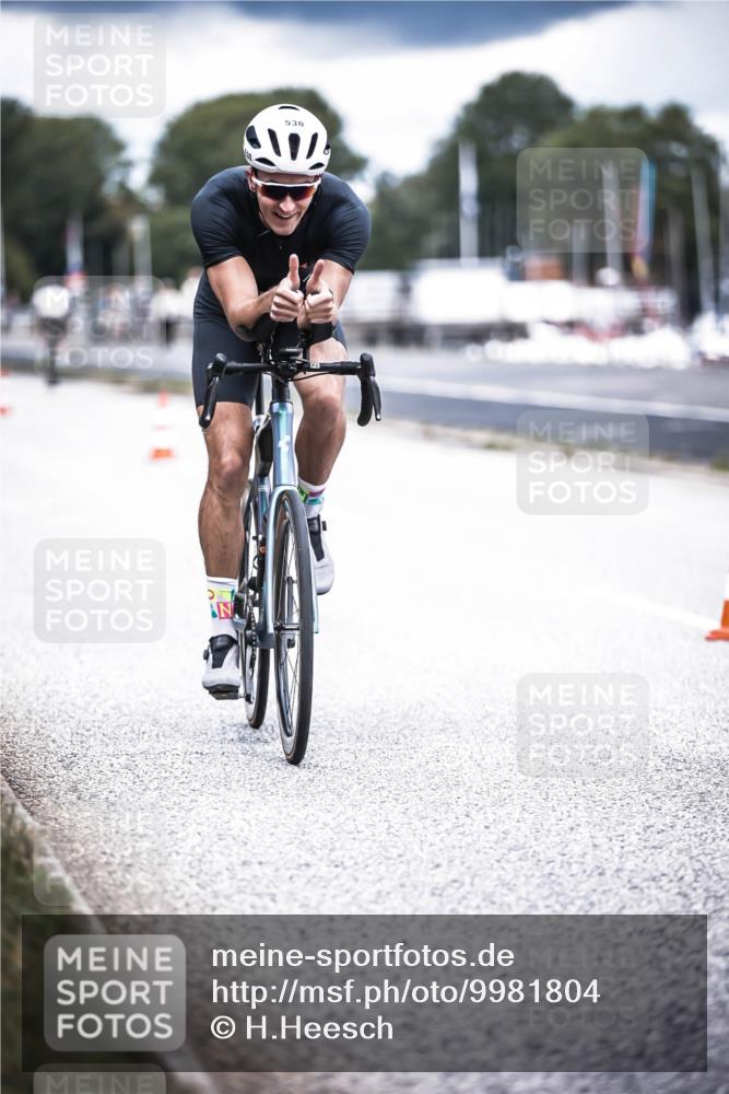 16.08.2026 - KN Förde Triathlon 2026 H.Heesch http://msf.ph/oto/9981804 16.08.2026 12:50:42 Radfahren 530, 590, 710 meine-sportfotos.de