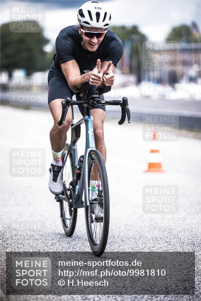 16.08.2026 - KN Förde Triathlon 2026 H.Heesch http://msf.ph/oto/9981810 16.08.2026 12:50:43 Radfahren 530, 710 meine-sportfotos.de