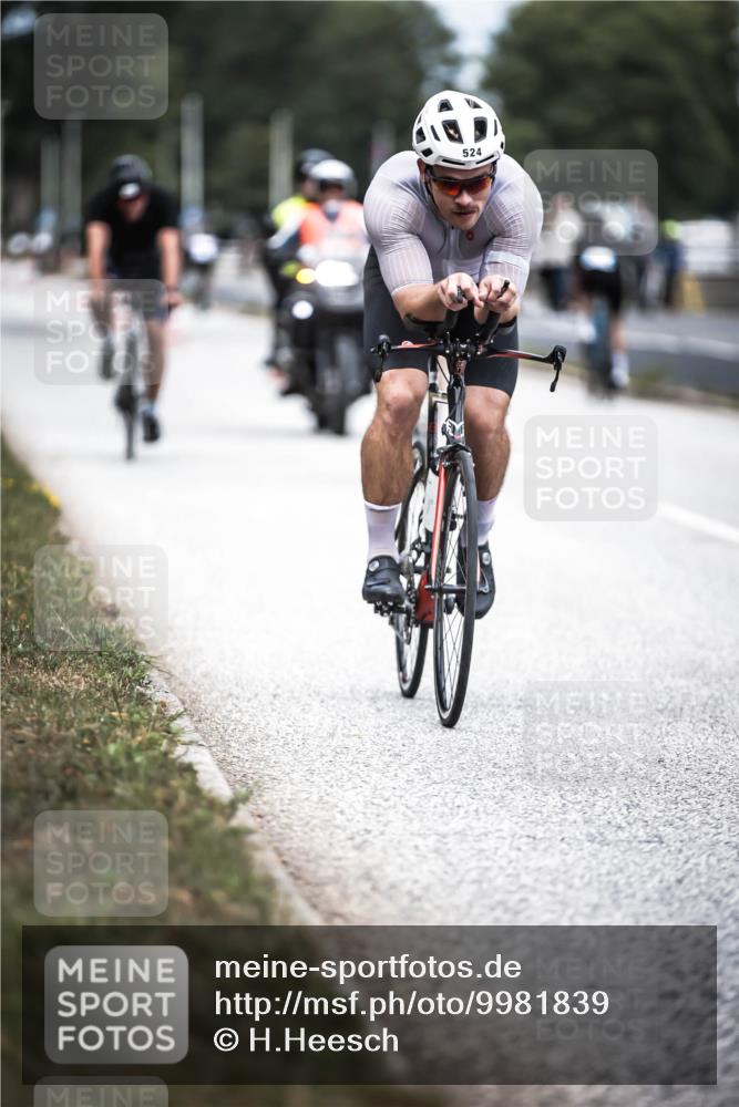 16.08.2026 - KN Förde Triathlon 2026 H.Heesch http://msf.ph/oto/9981839 16.08.2026 12:51:06 Radfahren 522, 524, 544, 547, 556, 588 meine-sportfotos.de