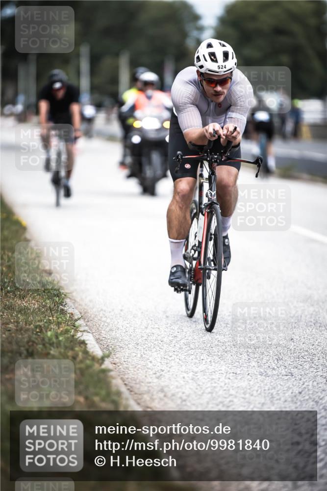 16.08.2026 - KN Förde Triathlon 2026 H.Heesch http://msf.ph/oto/9981840 16.08.2026 12:51:07 Radfahren 522, 524, 544, 547, 556 meine-sportfotos.de
