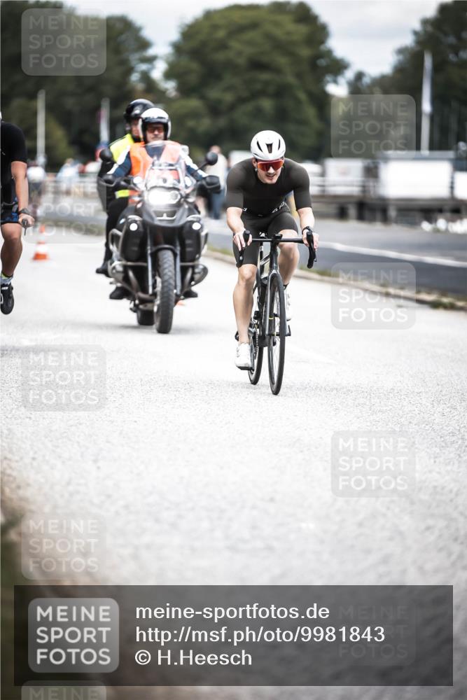 16.08.2026 - KN Förde Triathlon 2026 H.Heesch http://msf.ph/oto/9981843 16.08.2026 12:51:07 Radfahren 522, 524, 544, 547, 556 meine-sportfotos.de
