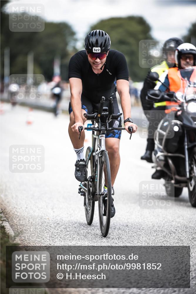 16.08.2026 - KN Förde Triathlon 2026 H.Heesch http://msf.ph/oto/9981852 16.08.2026 12:51:09 Radfahren 522, 524, 544, 547 meine-sportfotos.de