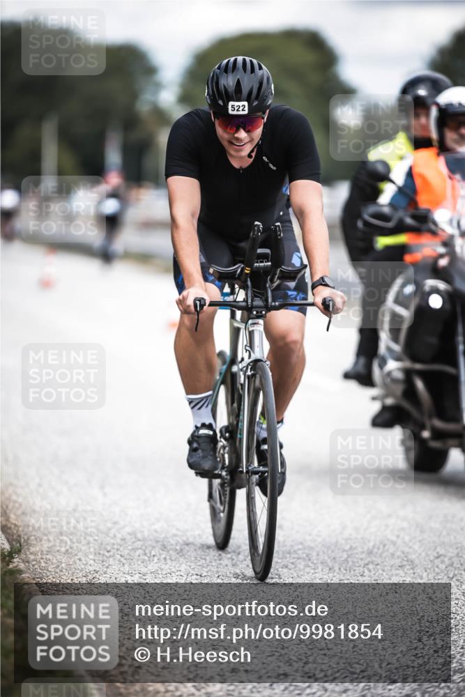 16.08.2026 - KN Förde Triathlon 2026 H.Heesch http://msf.ph/oto/9981854 16.08.2026 12:51:09 Radfahren 522, 524, 544, 547 meine-sportfotos.de