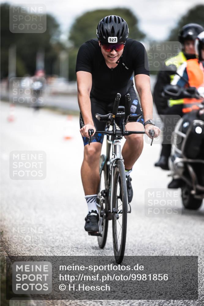 16.08.2026 - KN Förde Triathlon 2026 H.Heesch http://msf.ph/oto/9981856 16.08.2026 12:51:09 Radfahren 522, 524, 544, 547 meine-sportfotos.de