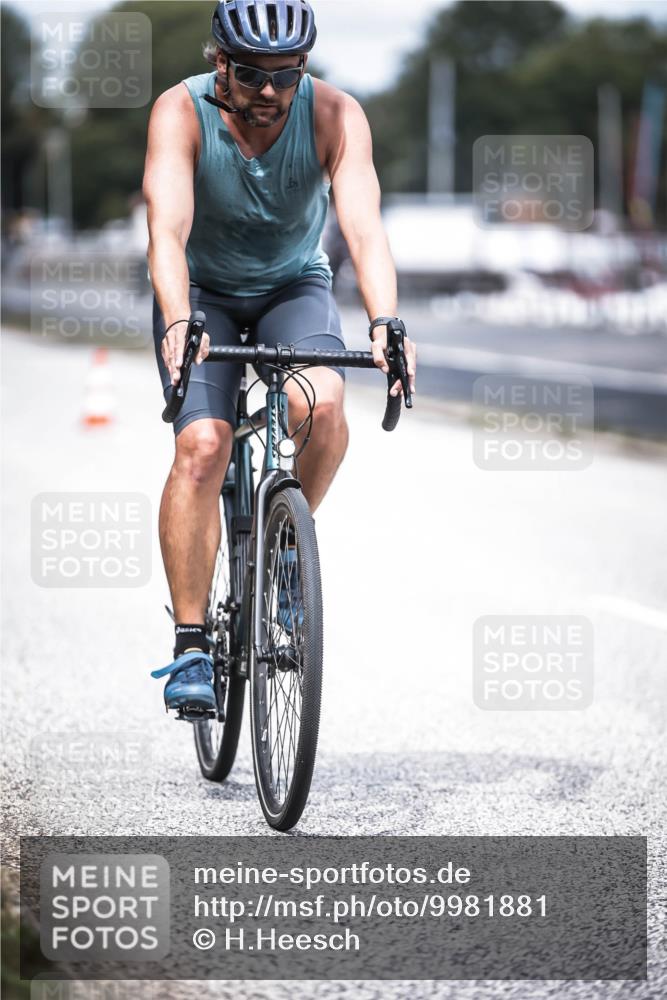 16.08.2026 - KN Förde Triathlon 2026 H.Heesch http://msf.ph/oto/9981881 16.08.2026 12:51:21 Radfahren 506 meine-sportfotos.de