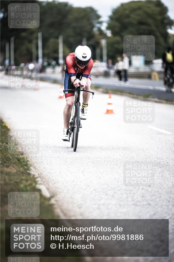 16.08.2026 - KN Förde Triathlon 2026 H.Heesch http://msf.ph/oto/9981886 16.08.2026 12:51:27 Radfahren 501 meine-sportfotos.de