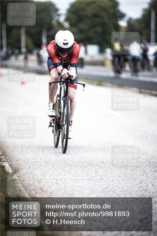 16.08.2026 - KN Förde Triathlon 2026 H.Heesch http://msf.ph/oto/9981893 16.08.2026 12:51:28 Radfahren 501 meine-sportfotos.de