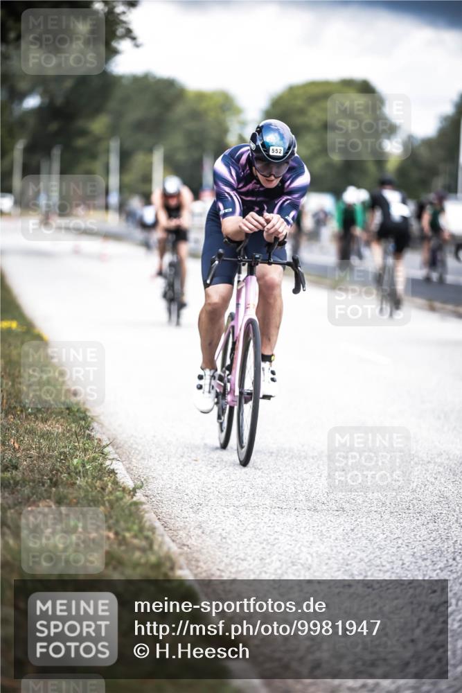 16.08.2026 - KN Förde Triathlon 2026 H.Heesch http://msf.ph/oto/9981947 16.08.2026 12:51:55 Radfahren 362, 510, 552, 703 meine-sportfotos.de