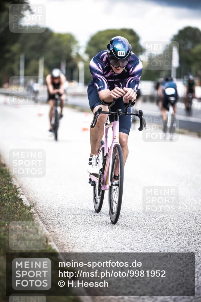 16.08.2026 - KN Förde Triathlon 2026 H.Heesch http://msf.ph/oto/9981952 16.08.2026 12:51:55 Radfahren 362, 510, 552, 703 meine-sportfotos.de