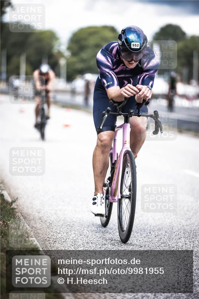 16.08.2026 - KN Förde Triathlon 2026 H.Heesch http://msf.ph/oto/9981955 16.08.2026 12:51:55 Radfahren 362, 510, 552, 703 meine-sportfotos.de