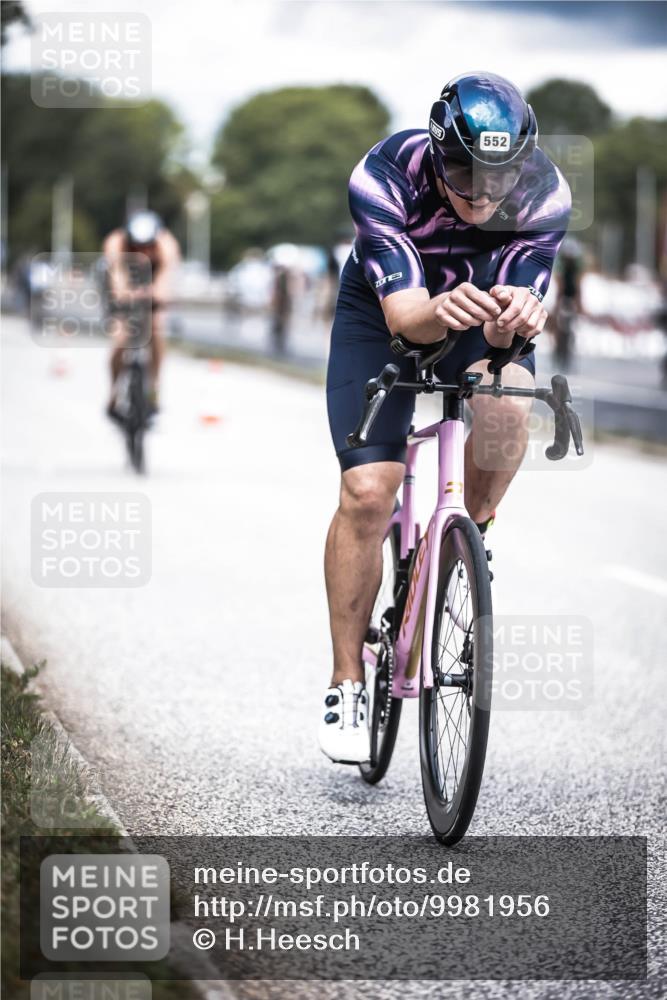 16.08.2026 - KN Förde Triathlon 2026 H.Heesch http://msf.ph/oto/9981956 16.08.2026 12:51:55 Radfahren 362, 510, 552, 703 meine-sportfotos.de