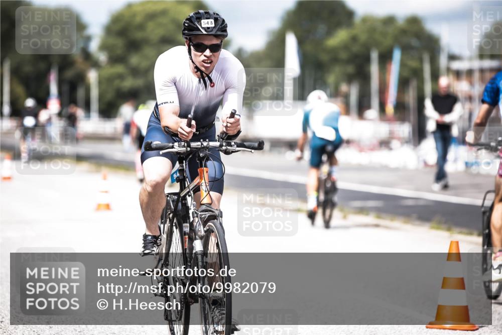 16.08.2026 - KN Förde Triathlon 2026 H.Heesch http://msf.ph/oto/9982079 16.08.2026 12:53:00 Radfahren 502, 535, 538, 548, 587, 733 meine-sportfotos.de