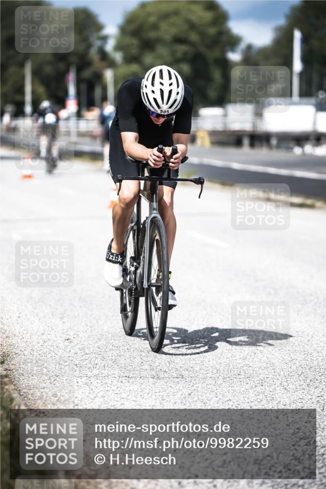 16.08.2026 - KN Förde Triathlon 2026 H.Heesch http://msf.ph/oto/9982259 16.08.2026 12:54:10 Radfahren 505, 545, 574 meine-sportfotos.de