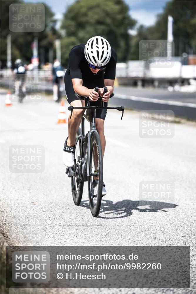 16.08.2026 - KN Förde Triathlon 2026 H.Heesch http://msf.ph/oto/9982260 16.08.2026 12:54:10 Radfahren 505, 545, 574 meine-sportfotos.de