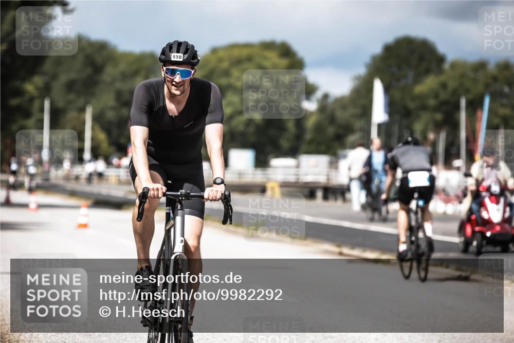 16.08.2026 - KN Förde Triathlon 2026 H.Heesch http://msf.ph/oto/9982292 16.08.2026 12:54:17 Radfahren 508, 550, 703 meine-sportfotos.de