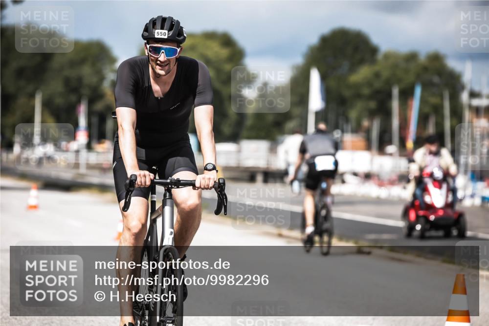 16.08.2026 - KN Förde Triathlon 2026 H.Heesch http://msf.ph/oto/9982296 16.08.2026 12:54:17 Radfahren 508, 550, 703 meine-sportfotos.de