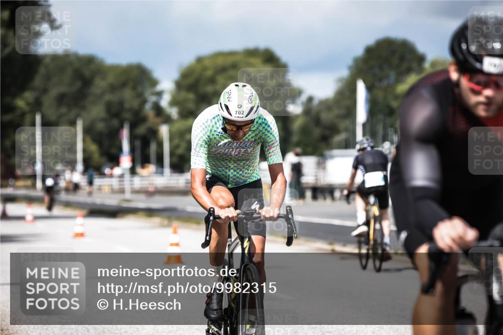 16.08.2026 - KN Förde Triathlon 2026 H.Heesch http://msf.ph/oto/9982315 16.08.2026 12:54:33 Radfahren 539, 583, 591, 702, 707 meine-sportfotos.de