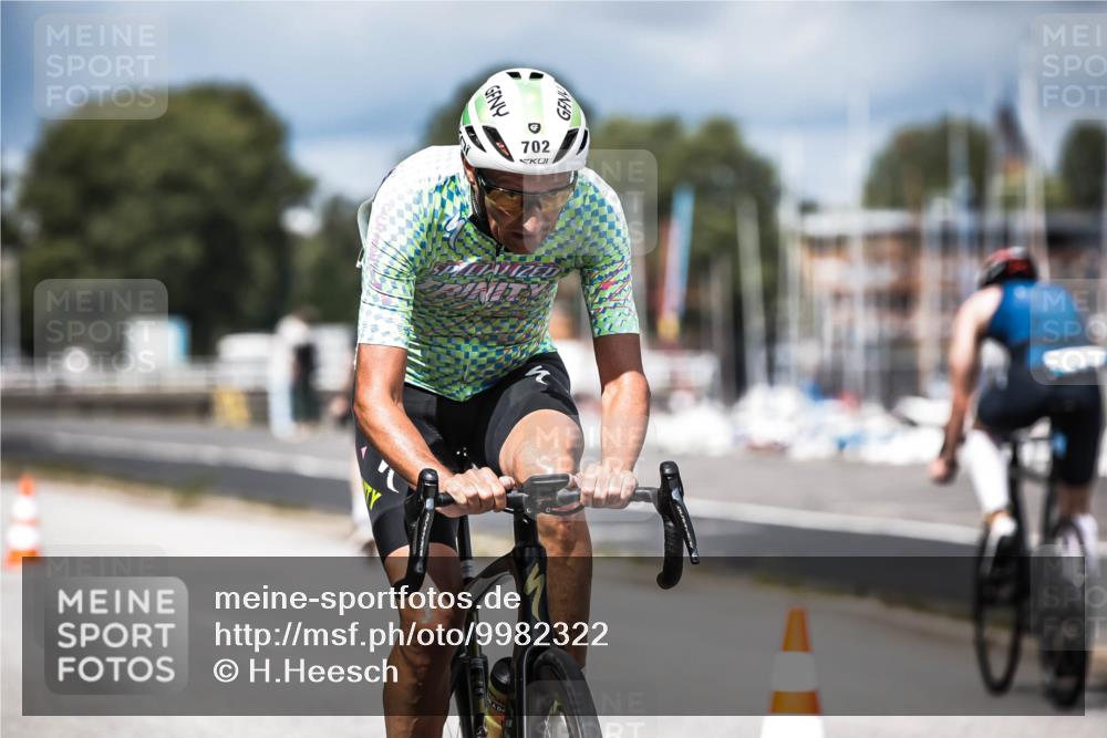 16.08.2026 - KN Förde Triathlon 2026 H.Heesch http://msf.ph/oto/9982322 16.08.2026 12:54:34 Radfahren 539, 568, 583, 591, 702, 707 meine-sportfotos.de