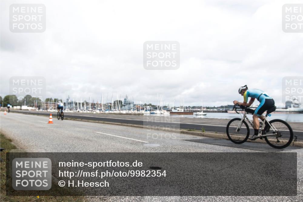 16.08.2026 - KN Förde Triathlon 2026 H.Heesch http://msf.ph/oto/9982354 16.08.2026 11:30:50 Radfahren 353 meine-sportfotos.de