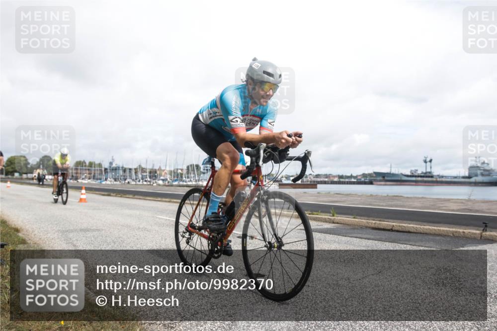 16.08.2026 - KN Förde Triathlon 2026 H.Heesch http://msf.ph/oto/9982370 16.08.2026 11:31:43 Radfahren 338, 801 meine-sportfotos.de