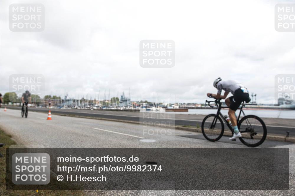 16.08.2026 - KN Förde Triathlon 2026 H.Heesch http://msf.ph/oto/9982374 16.08.2026 11:32:06 Radfahren 352, 363, 365, 410 meine-sportfotos.de