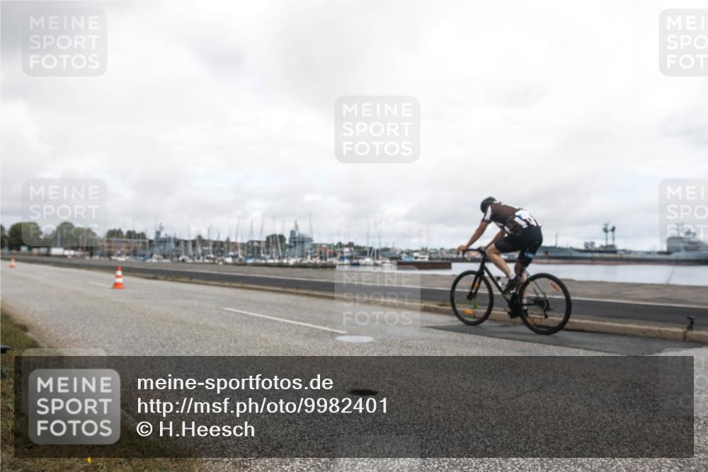 16.08.2026 - KN Förde Triathlon 2026 H.Heesch http://msf.ph/oto/9982401 16.08.2026 11:33:42 Radfahren 409 meine-sportfotos.de