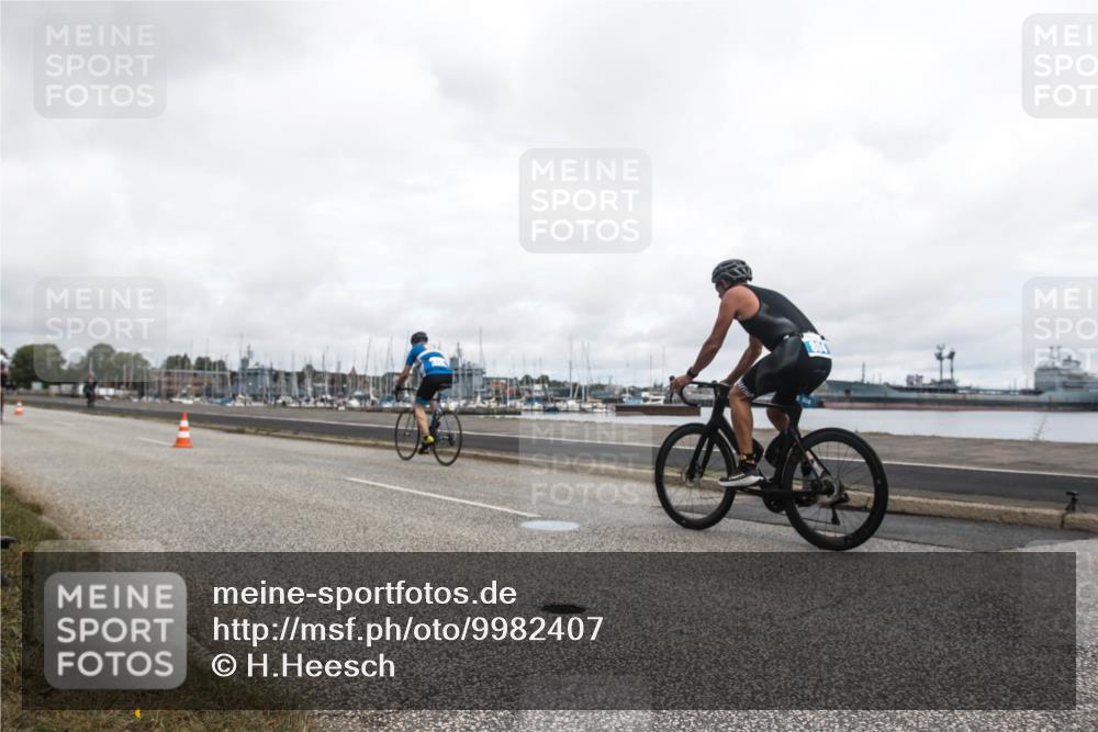 16.08.2026 - KN Förde Triathlon 2026 H.Heesch http://msf.ph/oto/9982407 16.08.2026 11:34:17 Radfahren 359, 361, 395, 422, 424, 804 meine-sportfotos.de