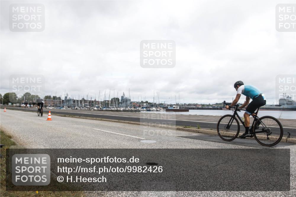 16.08.2026 - KN Förde Triathlon 2026 H.Heesch http://msf.ph/oto/9982426 16.08.2026 11:35:05 Radfahren 322, 364, 401 meine-sportfotos.de
